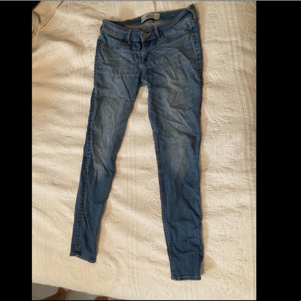 Hollister jeans size 7